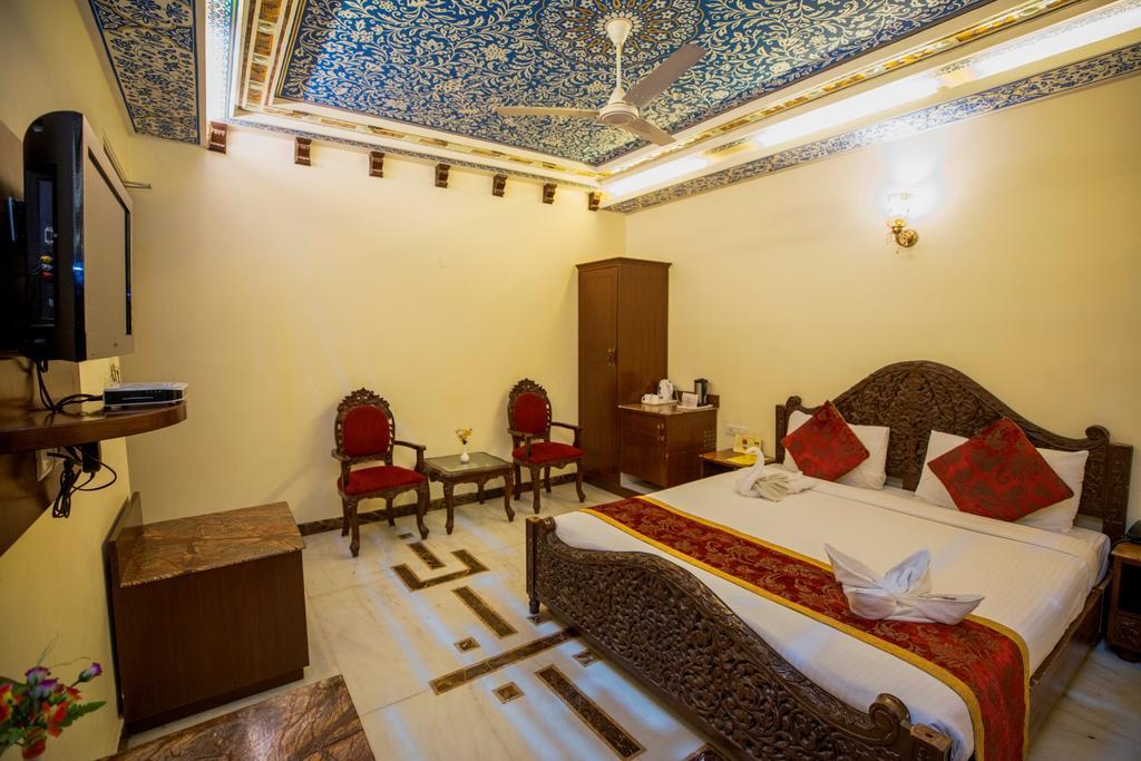 Hotel Nahargarh Haveli-Near Train Station Metro Jaipur Exterior foto