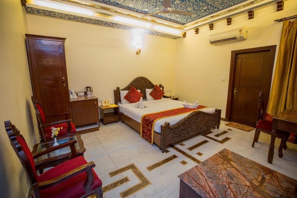 Hotel Nahargarh Haveli-Near Train Station Metro Jaipur Exterior foto